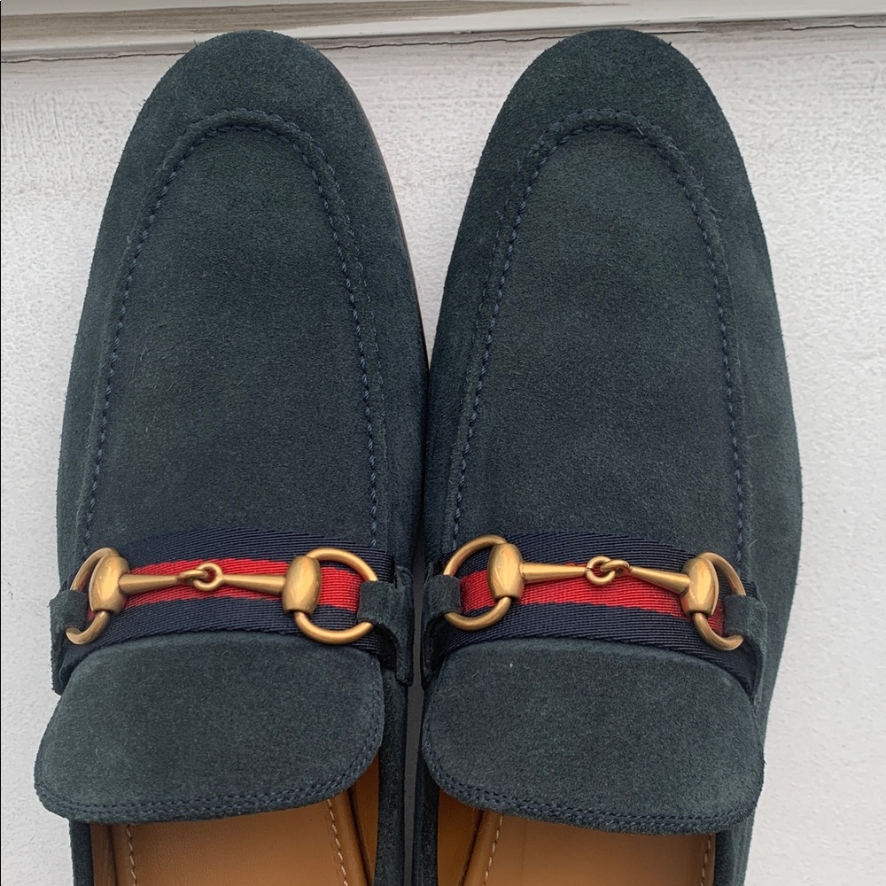 Gucci Men's Blue Suede Loafers with Gold Horsebit - Picture 2 of 9